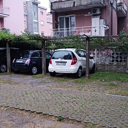 Lake Maggiore 2 Minutes Apartment Dormelletto Ngoại thất bức ảnh